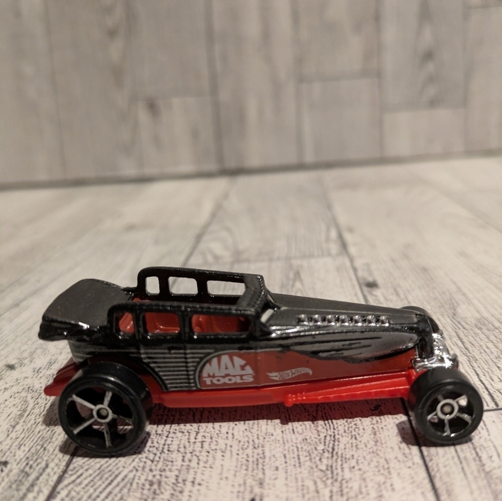 Hot Wheels Mac Tools Black and Red Toy Car